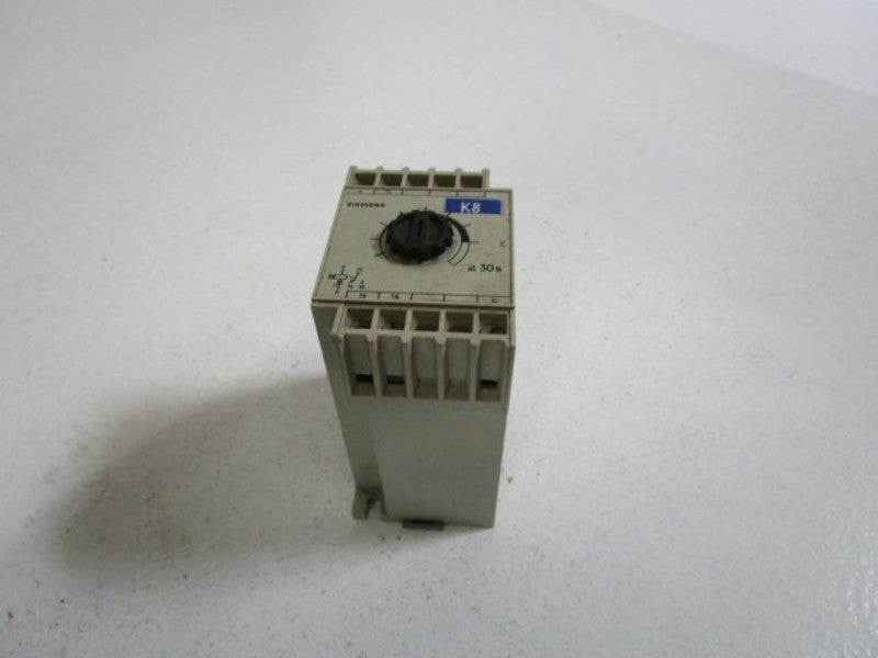 SIEMENS 7PV1230-1GG 0-30SEC UNMP