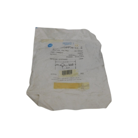 ALLEN BRADLEY 872C-DH10NP30-E2 SER. A 10-30VDC NSMP