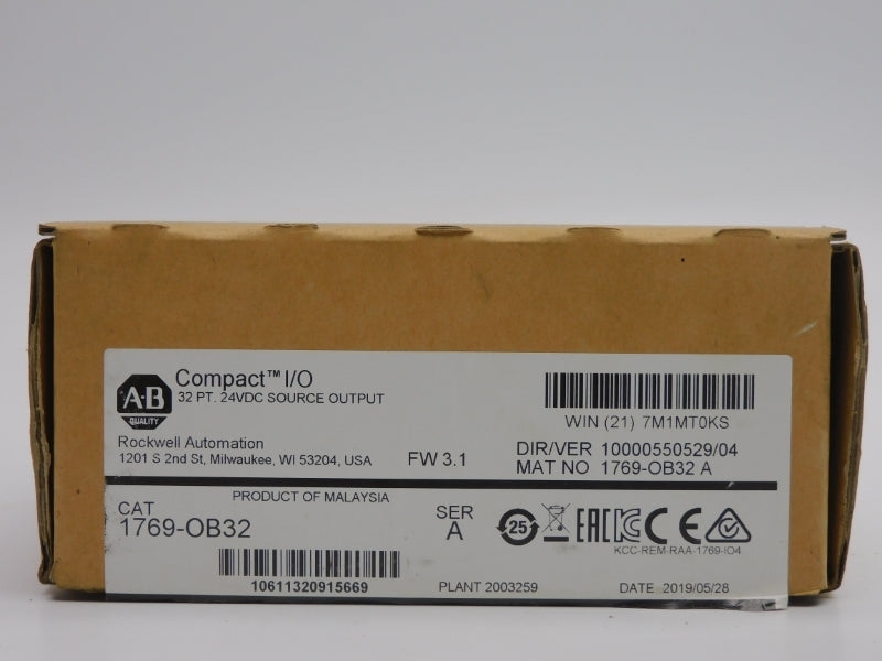 ALLEN BRADLEY 1769-OB32 SER. A F/W 3.1 VER. 04 24VDC 16A NSMP