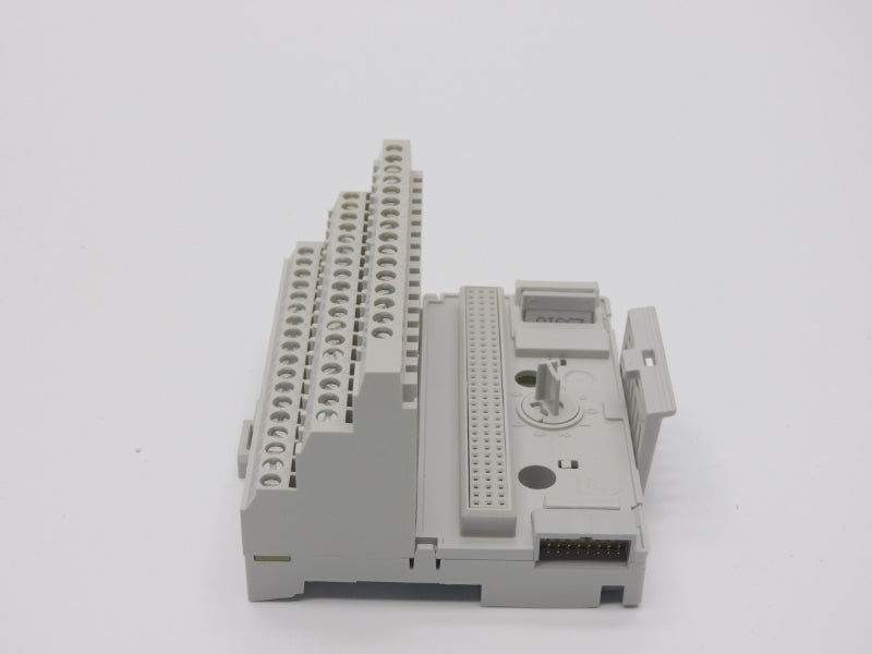 ALLEN BRADLEY 1794-TB32 SER. A 125V 10A UNMP