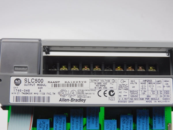 ALLEN BRADLEY 1746-OW8 SER. A 5-265VAC 15A REMAN