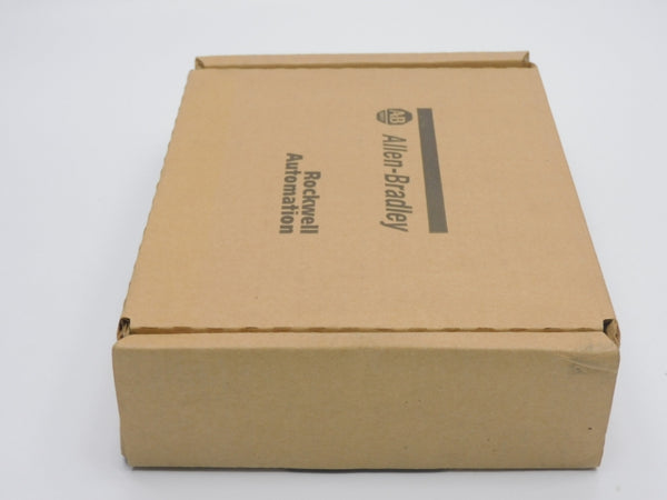ALLEN BRADLEY 2711-M3A18L1 SER. A F/W 4.46 24VDC DATE: 2008 NSFS