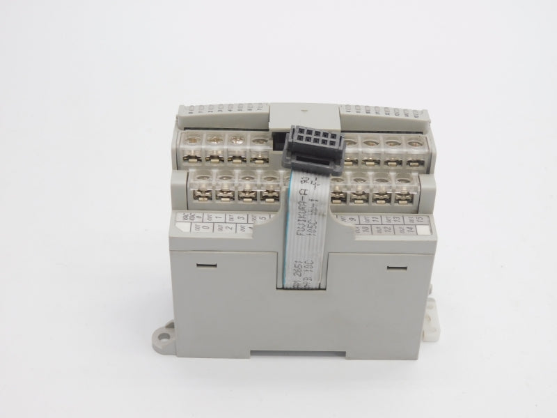 ALLEN BRADLEY 1762-OW16 SER. A REV. B 24VDC 0.140A (NO DOOR) UNMP