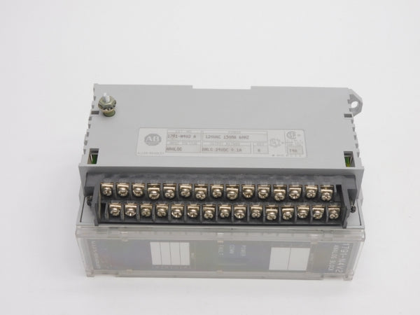 ALLEN BRADLEY 1791-N4V2 SER. A REV. A 120VAC 0.1A (NO DOOR) UNMP