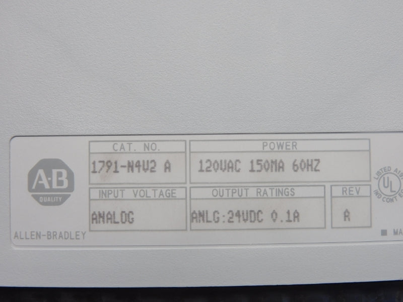 ALLEN BRADLEY 1791-N4V2 SER. A REV. A 120VAC 0.1A (NO DOOR) UNMP