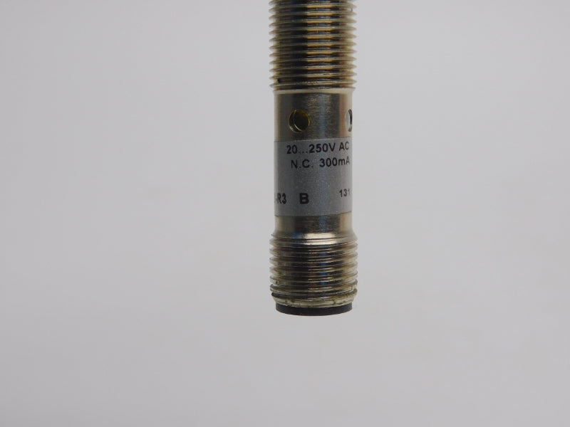 ALLEN BRADLEY 872C-A2C12-R3 SER. B 20-250VAC NSNP