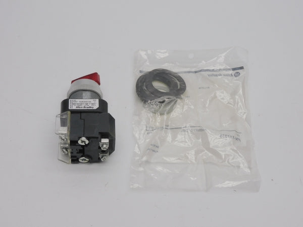 ALLEN BRADLEY 800T-16JR2KB7AX SER. U 120V (WH) NSMP