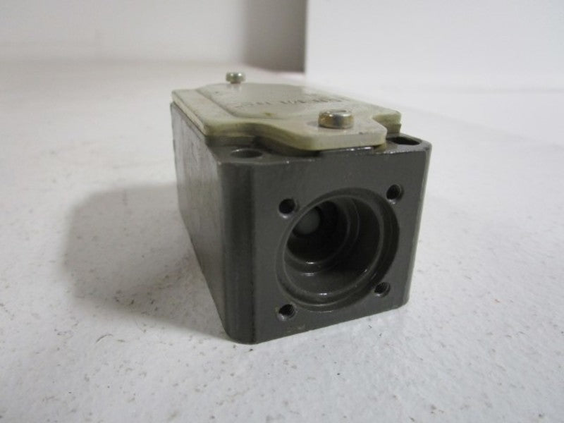 SIEMENS 3SE3 120-0F UNMP