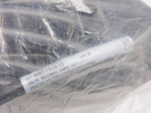 ALLEN BRADLEY 889D-F8AB-20 SER. B 30VAC/DC 2.0A NSMP