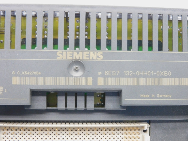 SIEMENS 6ES7132-0HH01-0XB0 VER. 01 120/230V NSMP