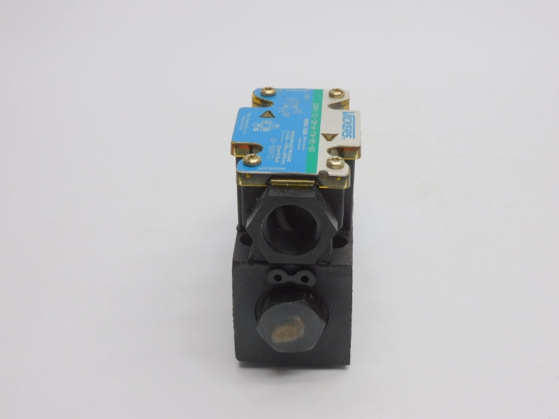 VICKERS DG4V-3S-2B-M-FW-B5-60 02-109572 110/120V .46/.48A 5000PSI NSMP