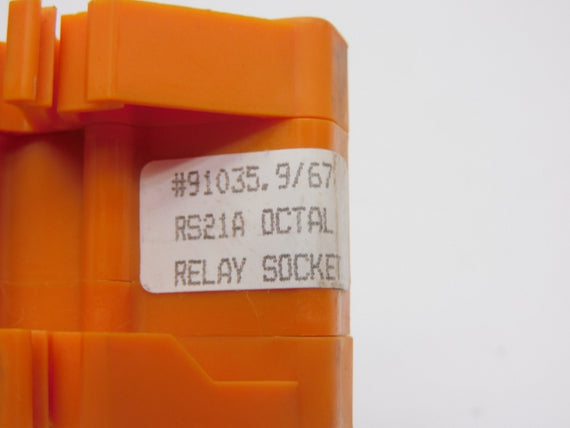 RELAY SOCKET #91035.9/67 UNMP