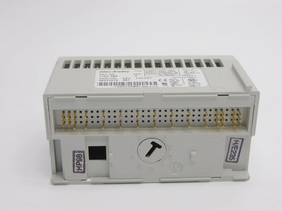 ALLEN BRADLEY 1794-OW8 SER. A REV. A01 125/240VAC 15A NSNP