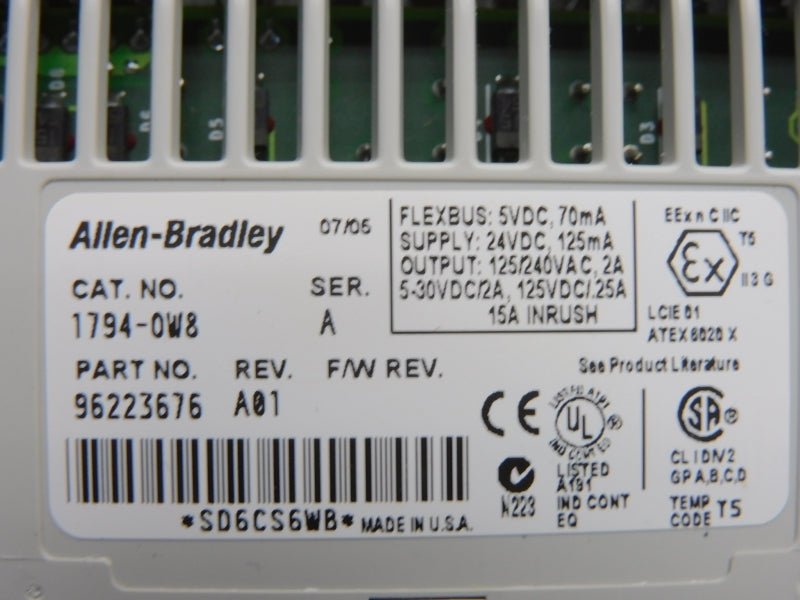 ALLEN BRADLEY 1794-OW8 SER. A REV. A01 125/240VAC 15A NSNP