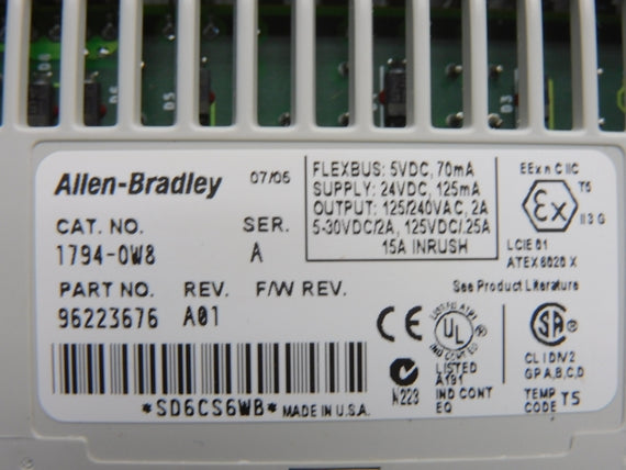 ALLEN BRADLEY 1794-OW8 SER. A REV. A01 125/240VAC 15A NSNP
