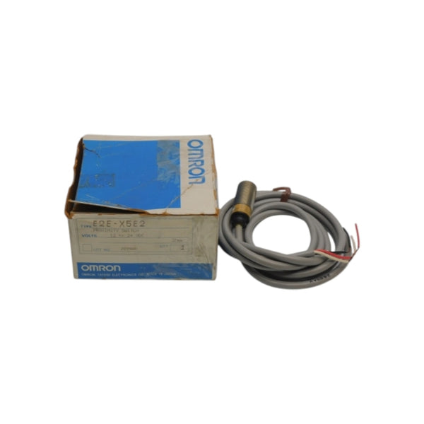 OMRON E2E-X5E2 12-24VDC 2M NSMP