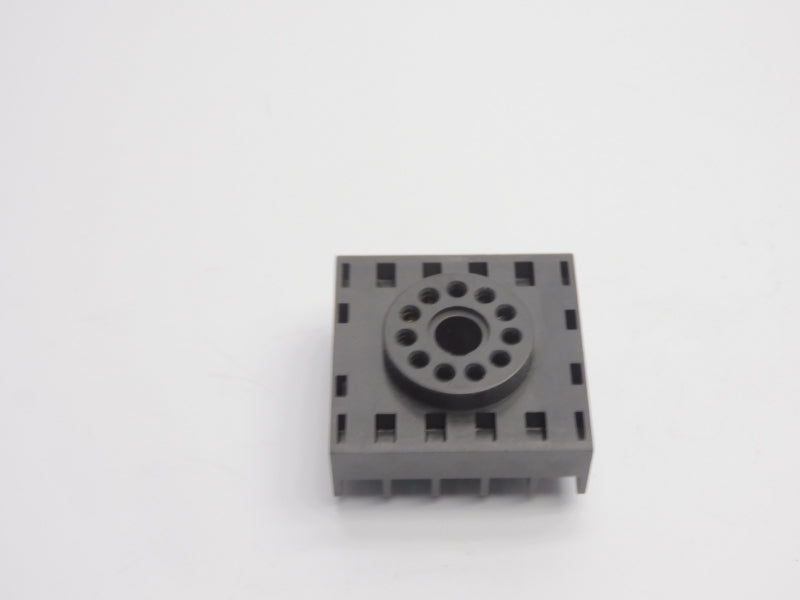 MENICS PG-11 250VAC 7A NSNP