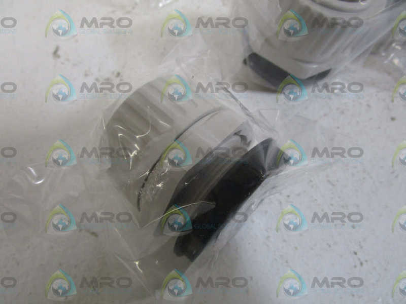 LOT OF 10 CLIPSAL 279C32 NSMP