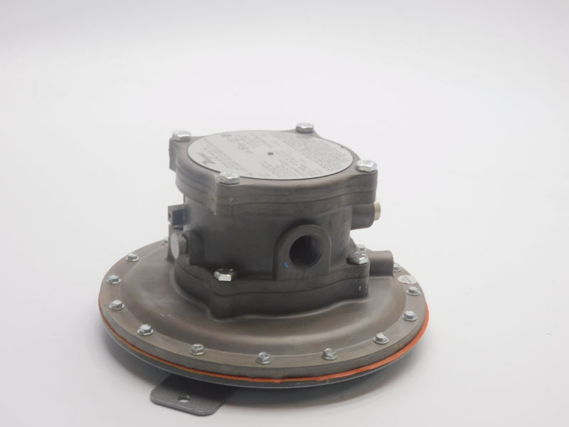 DWYER 1950-02-2S 480VAC 15A NSNP