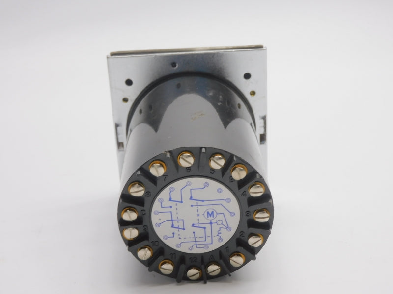 EAGLE SIGNAL HP56A6 120/240VAC 10/5A 60M NSNP