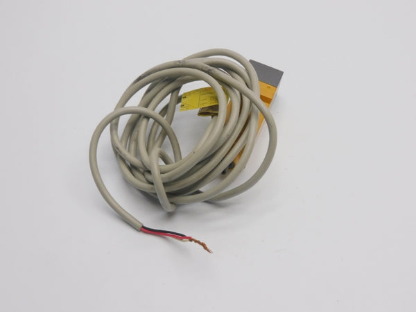 OMRON E3S-DS30E4 12-24VDC UNMP