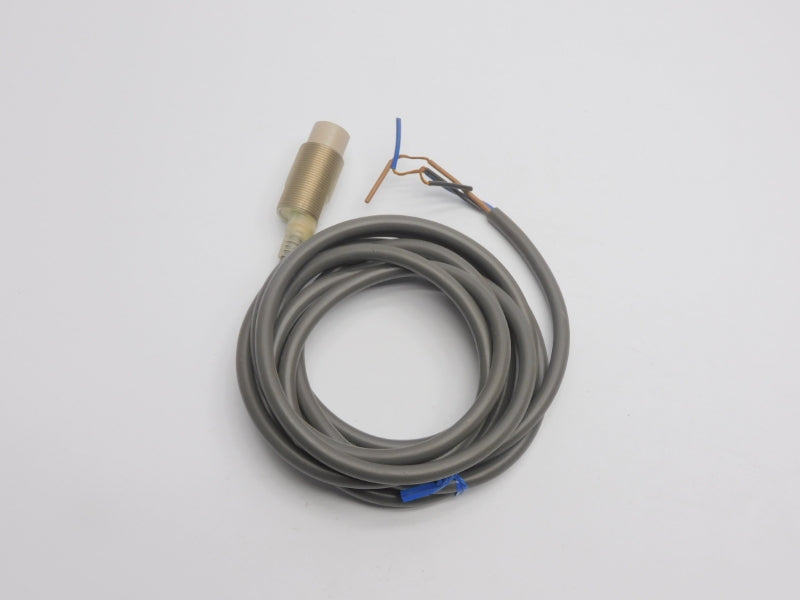 OMRON E2E-X10MF1 12-24VDC NSNP