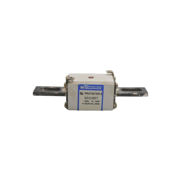 FERRAZ SHAWMUT A130URD70LI0200 B300657 1300VAC 200A (0.799M) UNMP