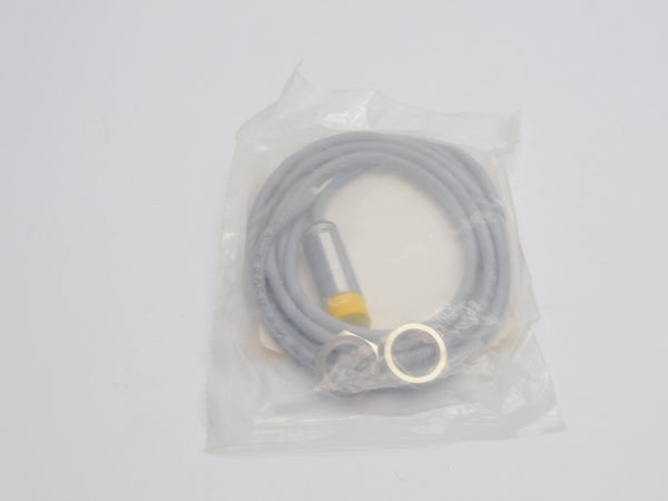TURCK NI8-M18-VP4X T1561200 10-65VDC NSMP
