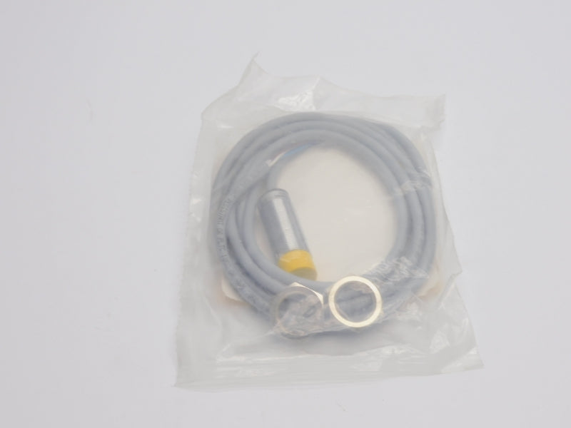 TURCK NI8-M18-VP4X T1561200 10-65VDC NSMP