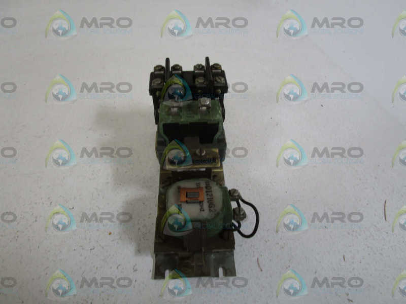 GENERAL ELECTRIC MACHINE TOOL RELAY 600V CR2810A15AT UNMP