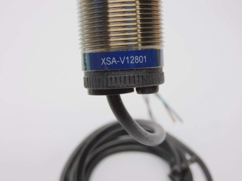 TELEMECANIQUE XSAV12801 24-240VAC/DC NSMP
