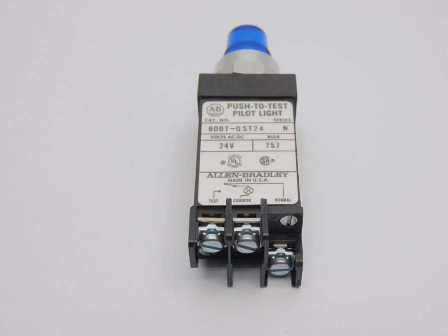 ALLEN BRADLEY 800T-QST24B SER. N 24V (WH) NSMP