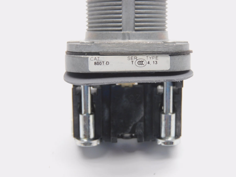 ALLEN BRADLEY 800T-D3D2 SER. T (WH) NSMP