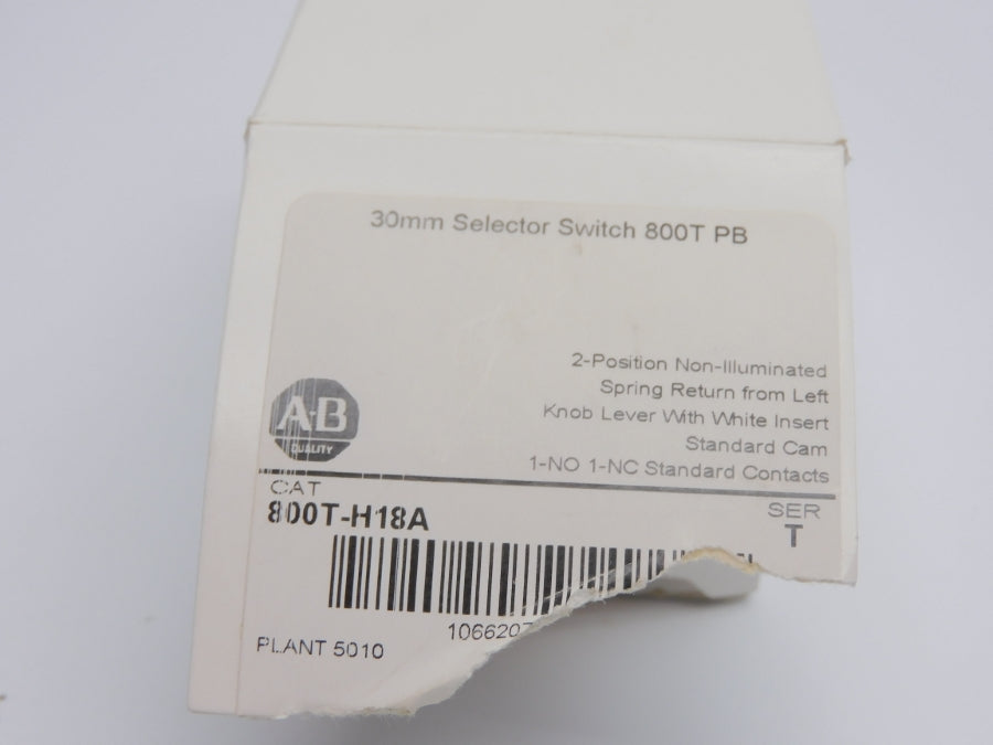 ALLEN BRADLEY 800T-H18A SER. T (WH) (AS IS) NSMP