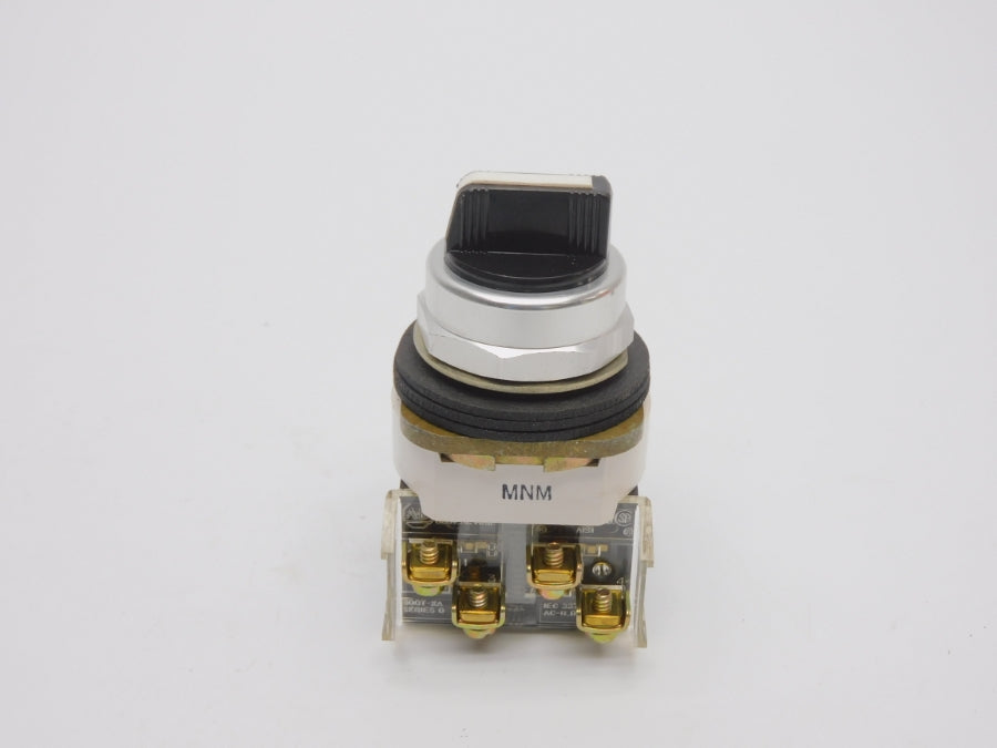 ALLEN BRADLEY 800T-J5 SER. T NSNP