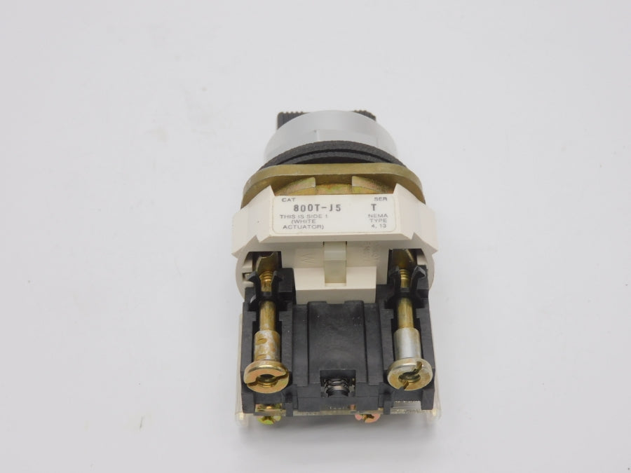 ALLEN BRADLEY 800T-J5 SER. T NSNP