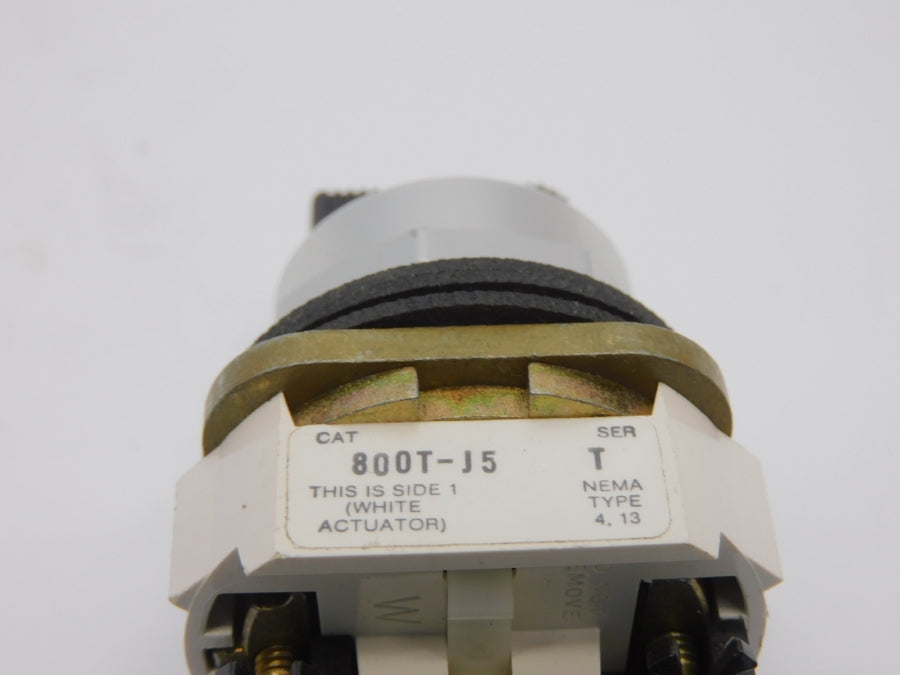 ALLEN BRADLEY 800T-J5 SER. T NSNP