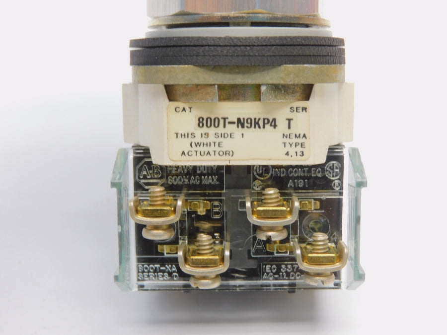 ALLEN BRADLEY 800T-N9KP4 SER. T NSNP