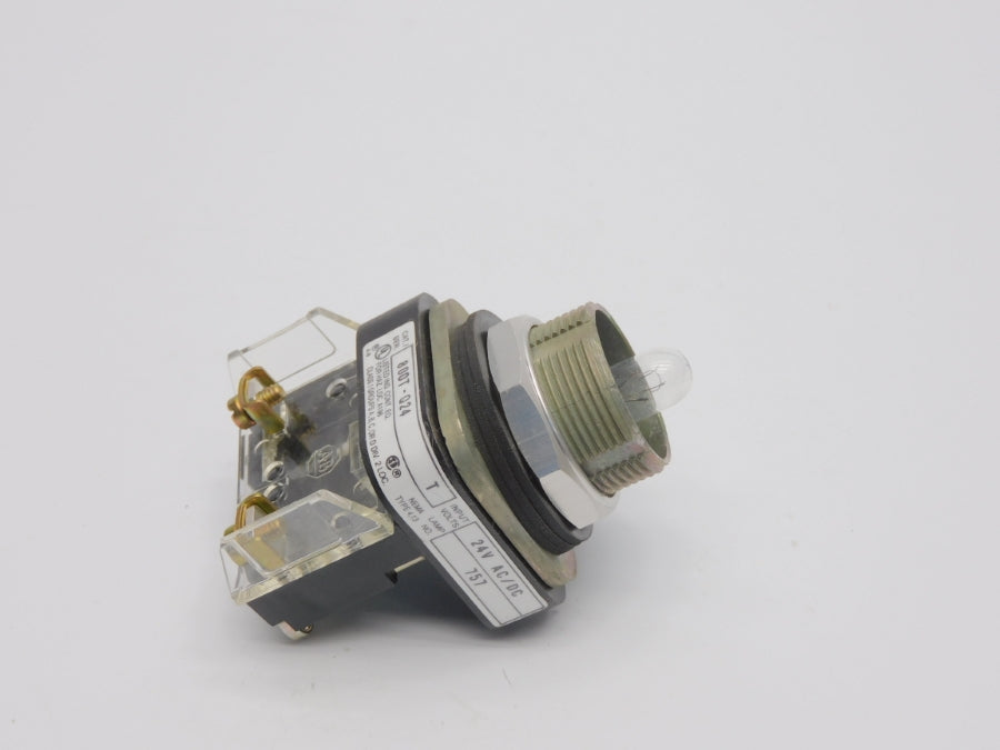 ALLEN BRADLEY 800T-Q24 SER. T 24VAC/DC NSNP