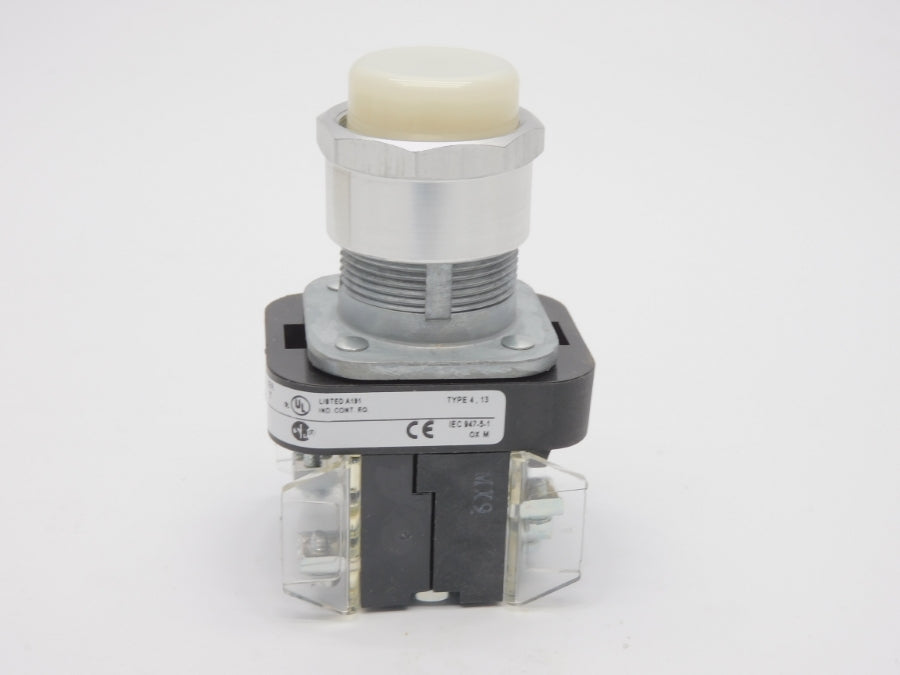 ALLEN BRADLEY 800T-QBH24W SER. T 24V (WH) NSMP