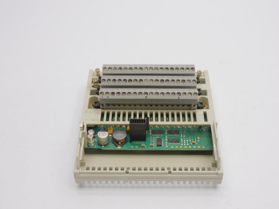 SCHNEIDER ELECTRIC 170ADM35010 24VDC UNMP