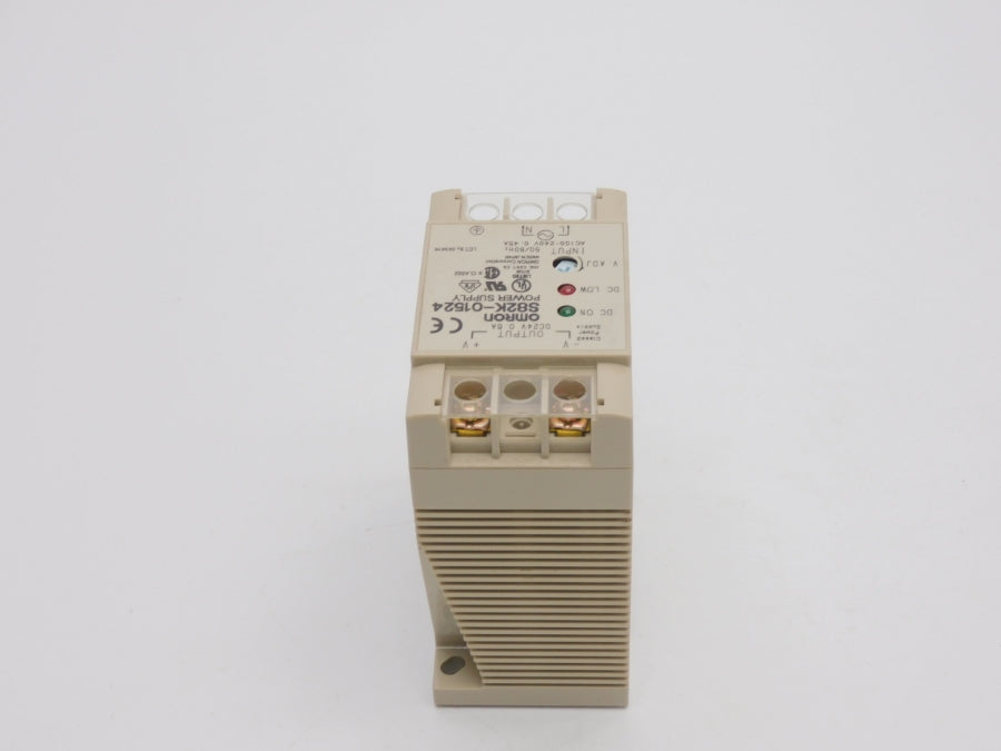 OMRON S82K-01524 100-240VAC 0.45A (AS IS) NSNP