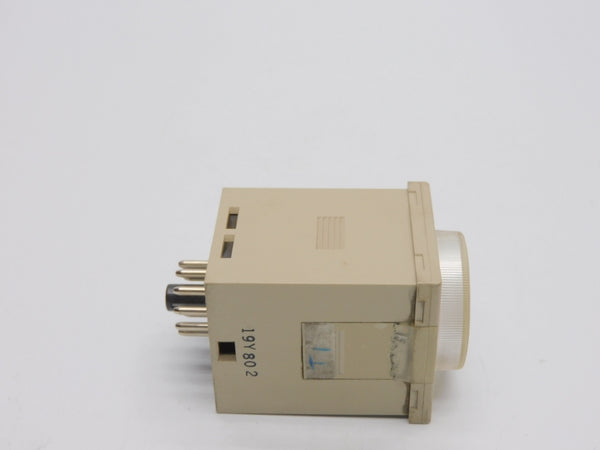 OMRON H3CR-A 100/240VAC 5A UNMP