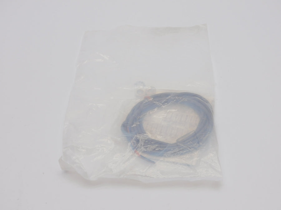 OMRON E2E-X1R5E2 12-24VDC 2M NSMP