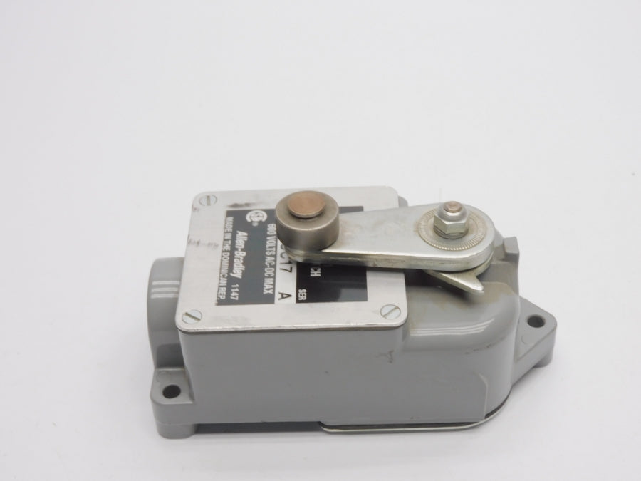 ALLEN BRADLEY 801-ASC17 SER. A 600V NSNP