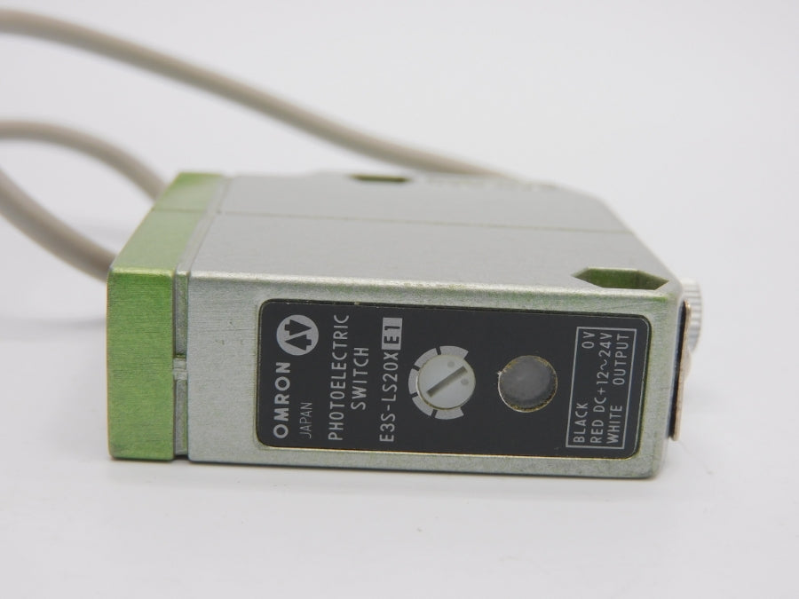 OMRON E3S-LS20XE1 12-24VDC NSNP