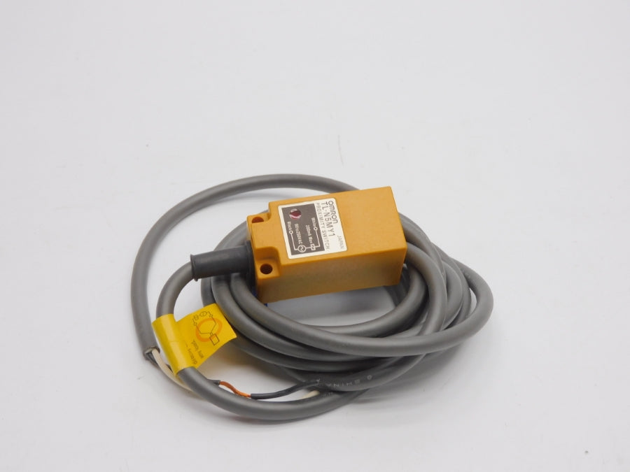 OMRON TL-N5MY1 90-250VAC NSNP