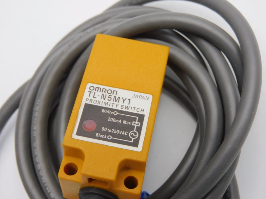 OMRON TL-N5MY1 90-250VAC NSNP