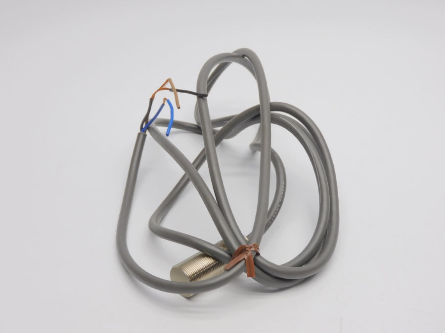 OMRON TL-X5E2 10-40VDC NSNP