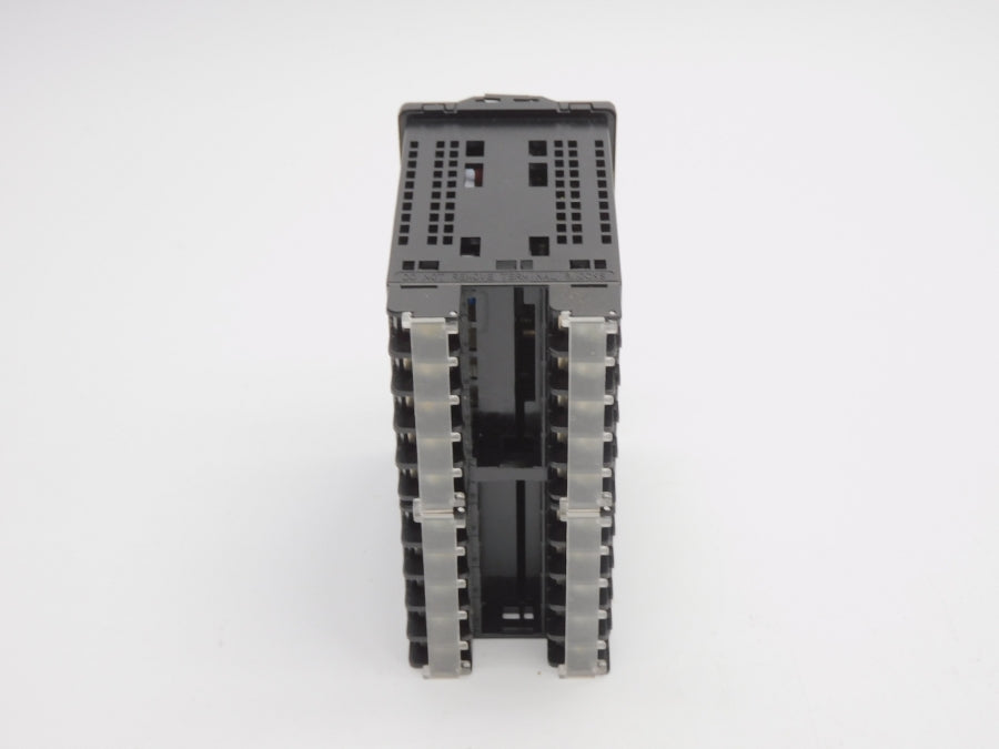 OMRON E5EN-R3HMT-500-N 100-240VAC 5A NSNP